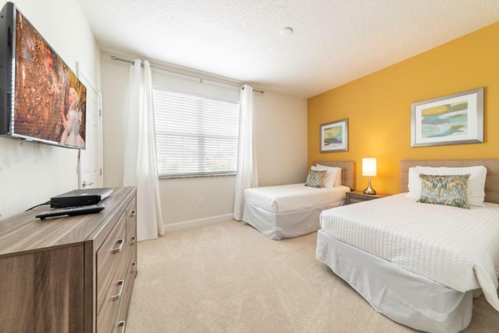 Charming Townhome With Private Pool Near Pousada Orlando