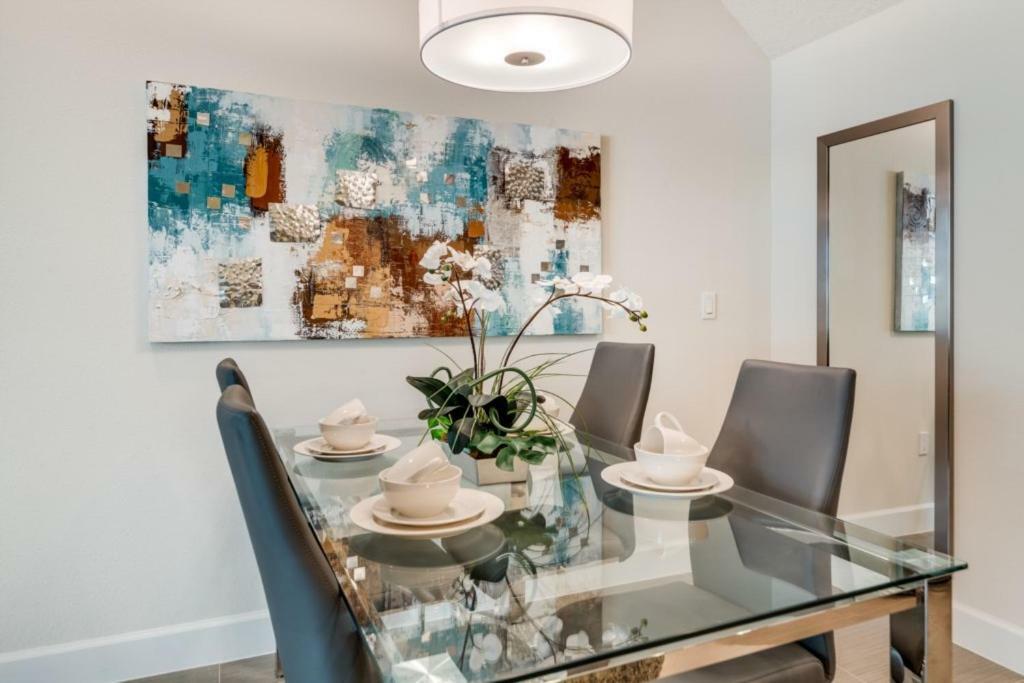 Charming Townhome With Private Pool Near